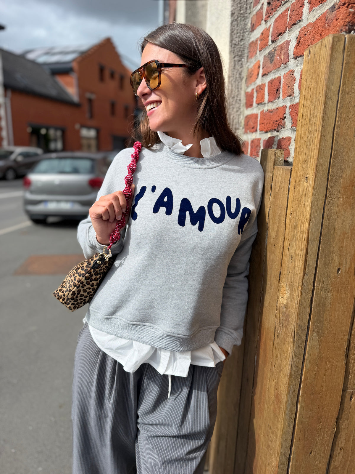 SWEAT AMOUR GRIS