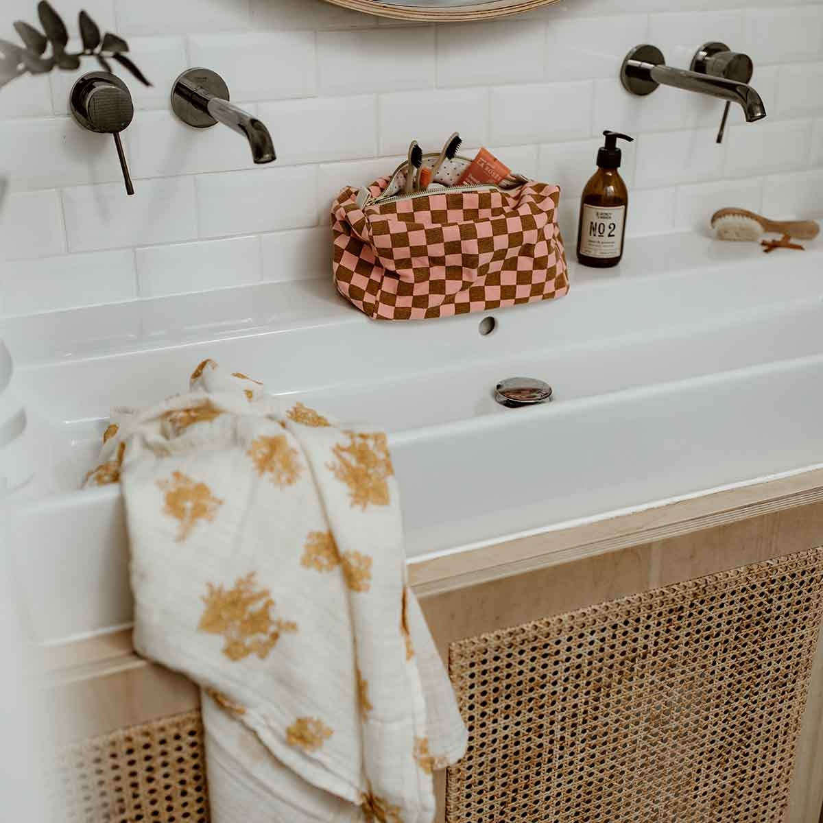 TROUSSE DE TOILETTE VIC DAMIER STRAWBERRY